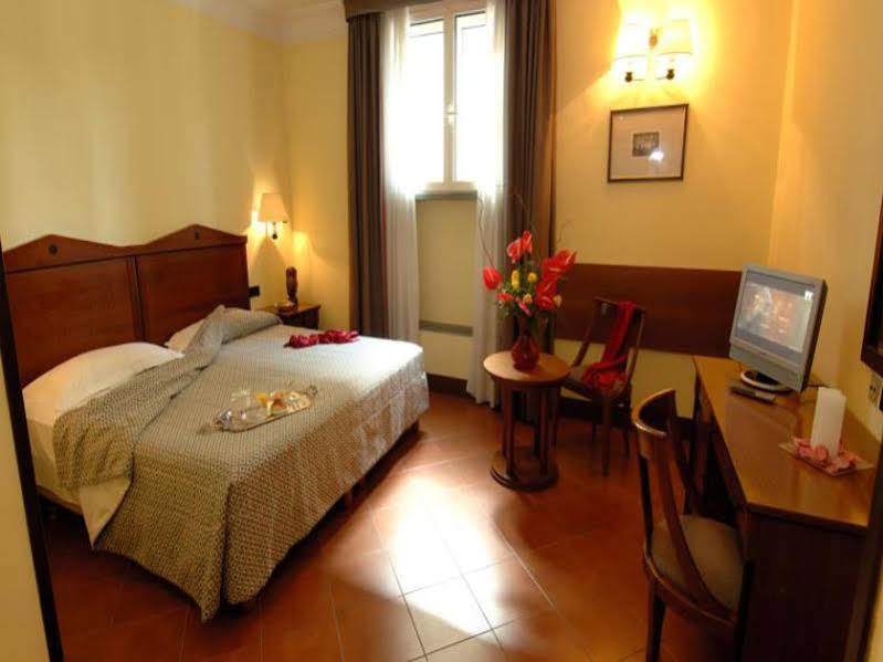 Hotel Malaspina Флоренция Экстерьер фото